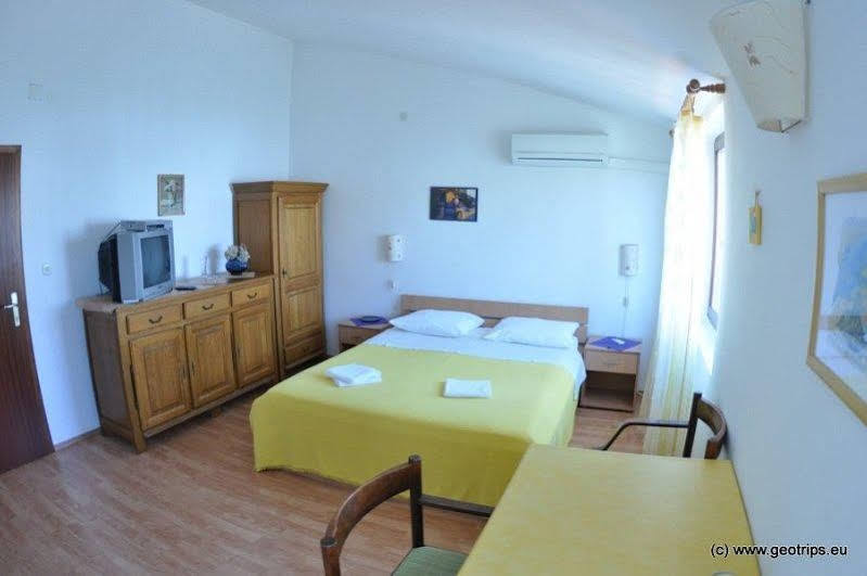 Adria Apartments Zadar Bagian luar foto